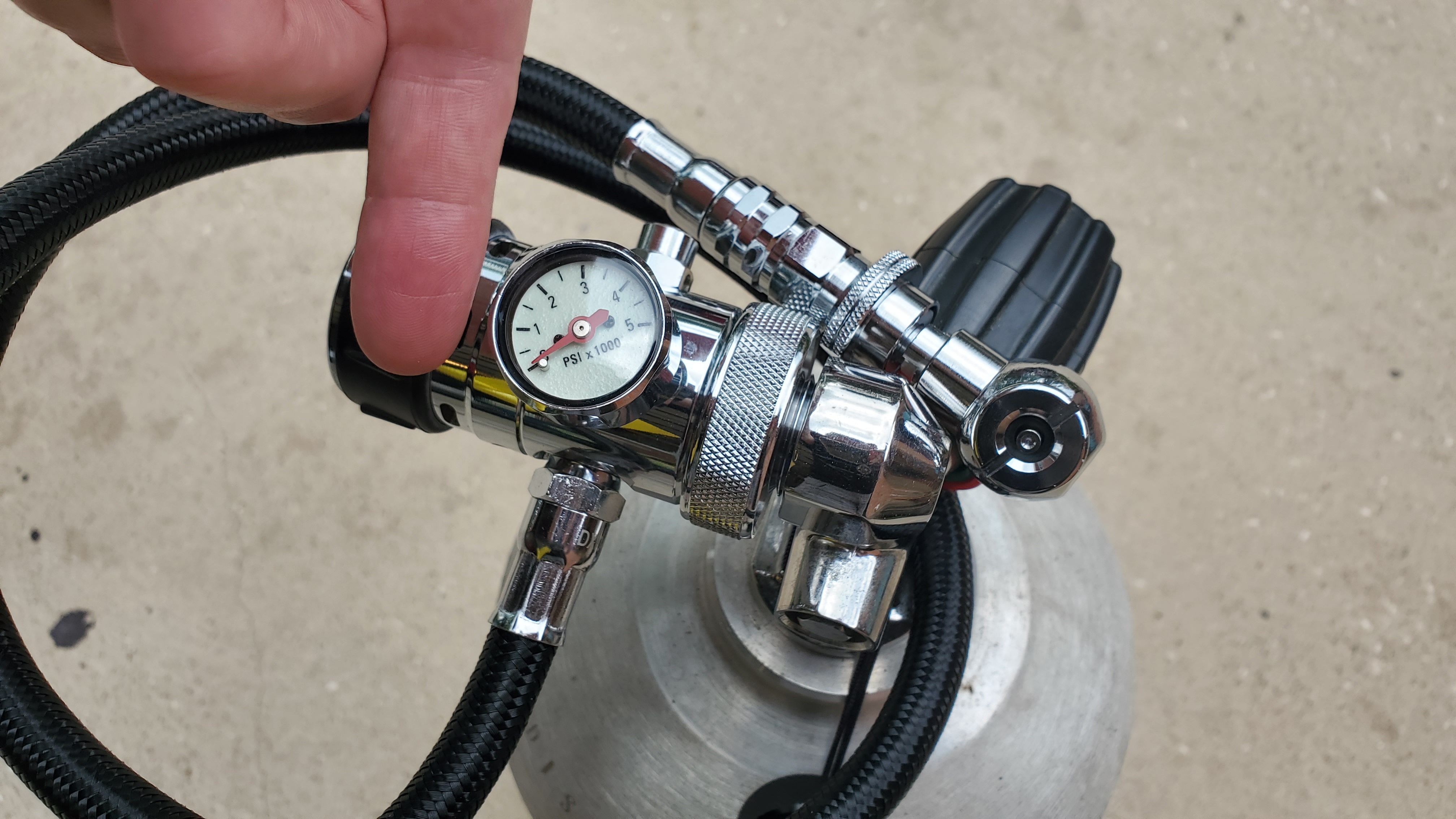 A real photo of DGX Custom - EZ-ON Inflation Regulator by sj586 (1)