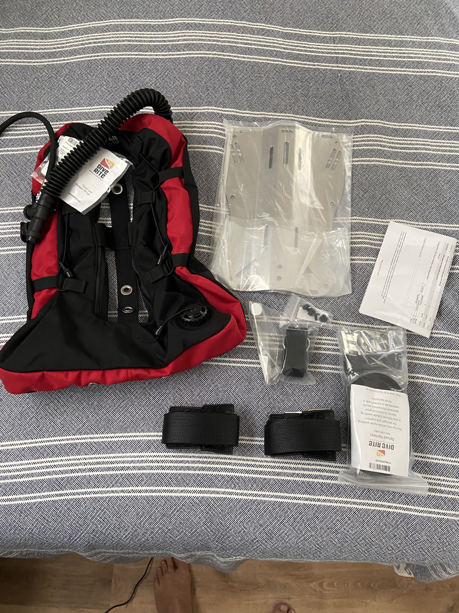A real photo of DGX Custom - Dive Rite Harness/Plate/Wing Singles Package by AJ (1)